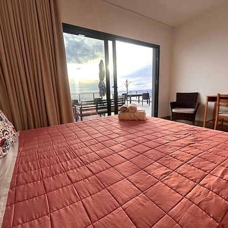 Calheta Ocean View Family Apartment - Air Condition Estreito Da Calheta Eksteriør billede